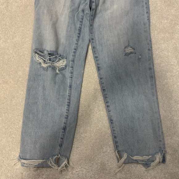 Pistola Distressed Straight Leg Relaxed Light Wash Blue Jeans - size 27 - Picture 4 of 5